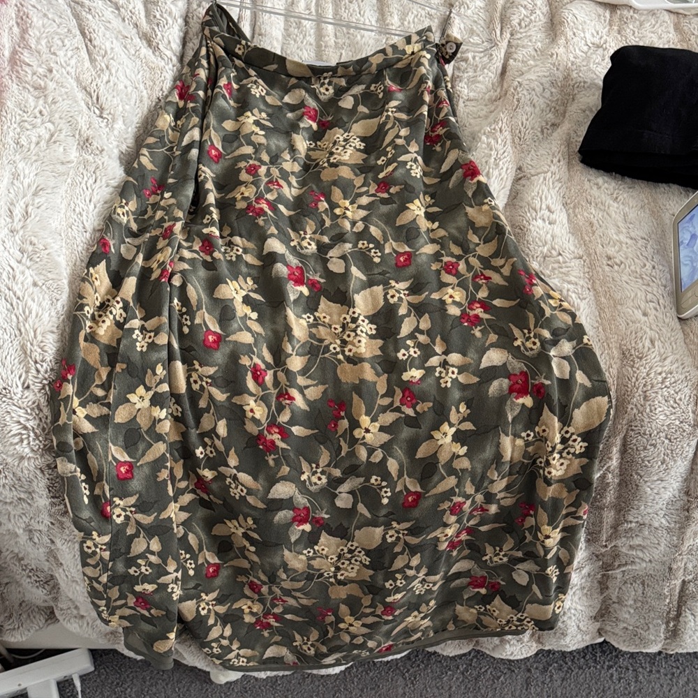 Liz Claiborne Olive Green Floral Circle Skirt with Red Blooms